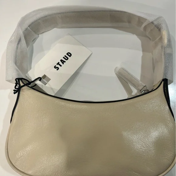 New • STAUD Owen bag in cream